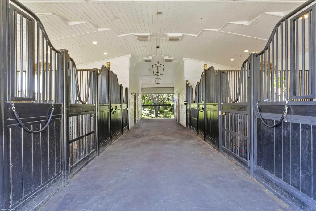 15262 Natures Point Lane Wellington FL 33414