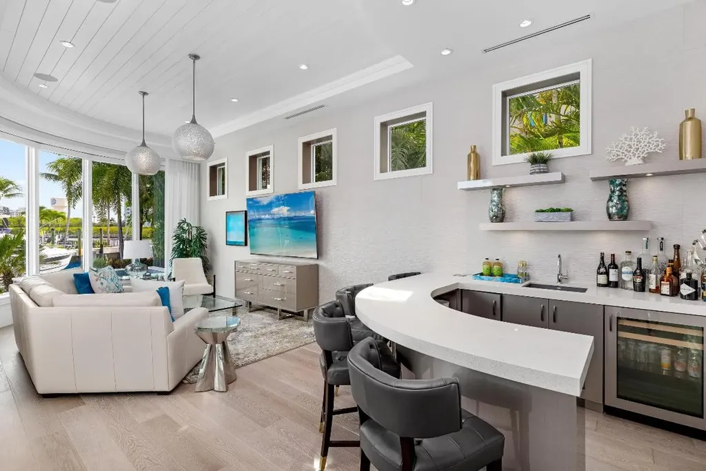 863 Enfield Street Boca Raton FL 33487