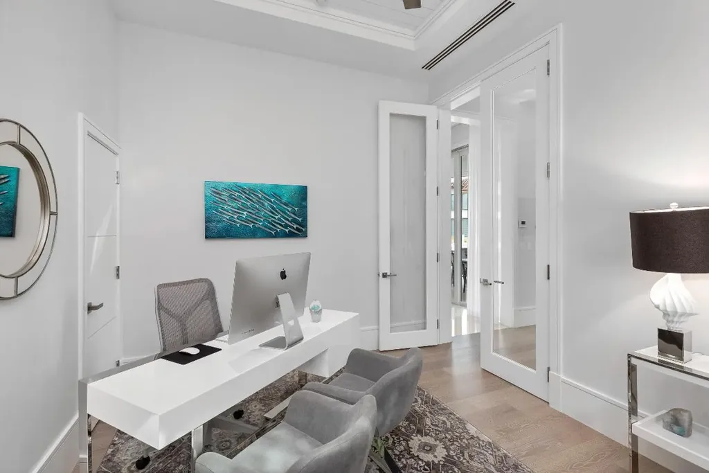 863 Enfield Street Boca Raton FL 33487