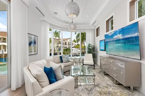 863 Enfield Street Boca Raton FL 33487