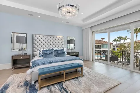 863 Enfield Street Boca Raton FL 33487