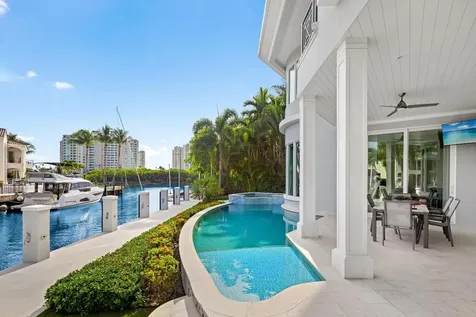 863 Enfield Street Boca Raton FL 33487