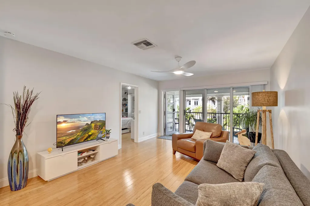 201 Venetian Drive Delray Beach FL 33483
