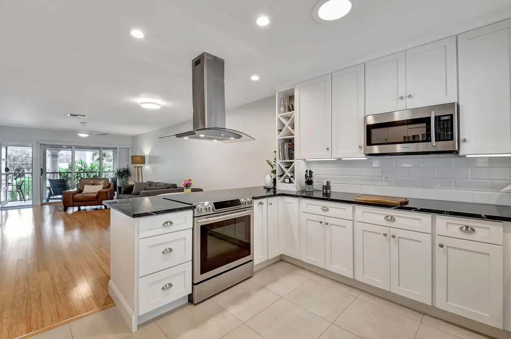 201 Venetian Drive Delray Beach FL 33483