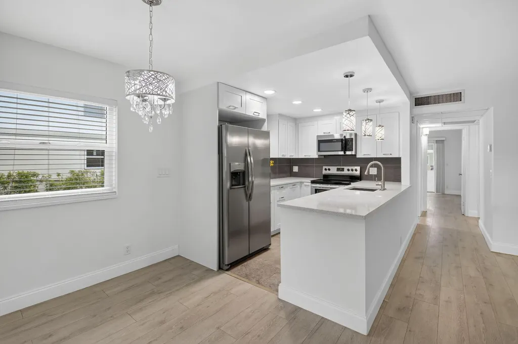 212 Monaco Way E Delray Beach FL 33446