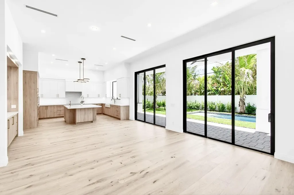 354 Leigh Road West Palm Beach FL 33405