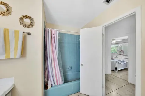 213 SE Eyerly Avenue Port St Lucie FL 34983