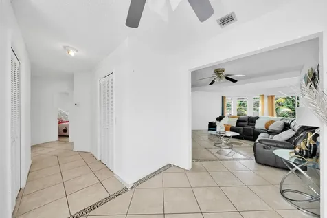 213 SE Eyerly Avenue Port St Lucie FL 34983