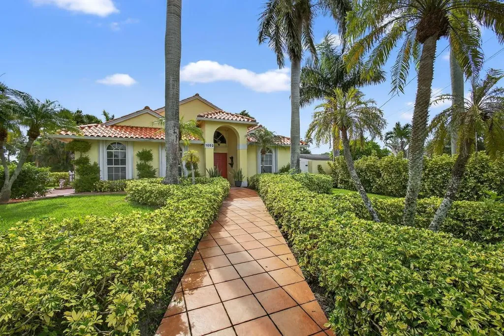 1052 W Shore Drive West Palm Beach FL 33406