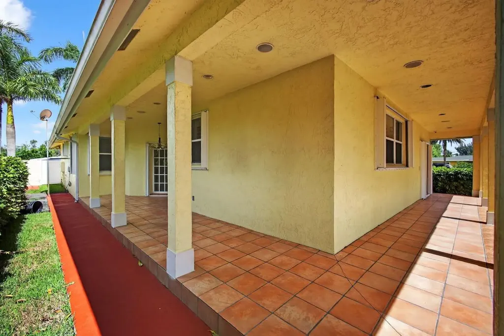 1052 W Shore Drive West Palm Beach FL 33406