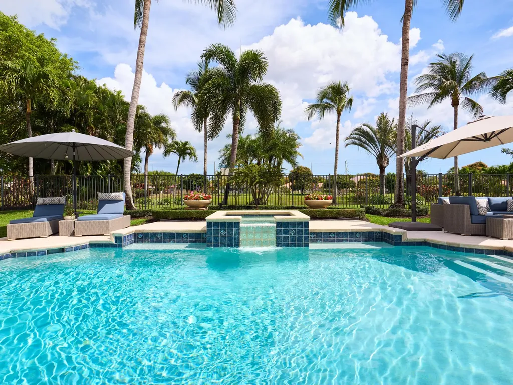 3700 Embassy Drive West Palm Beach FL 33401