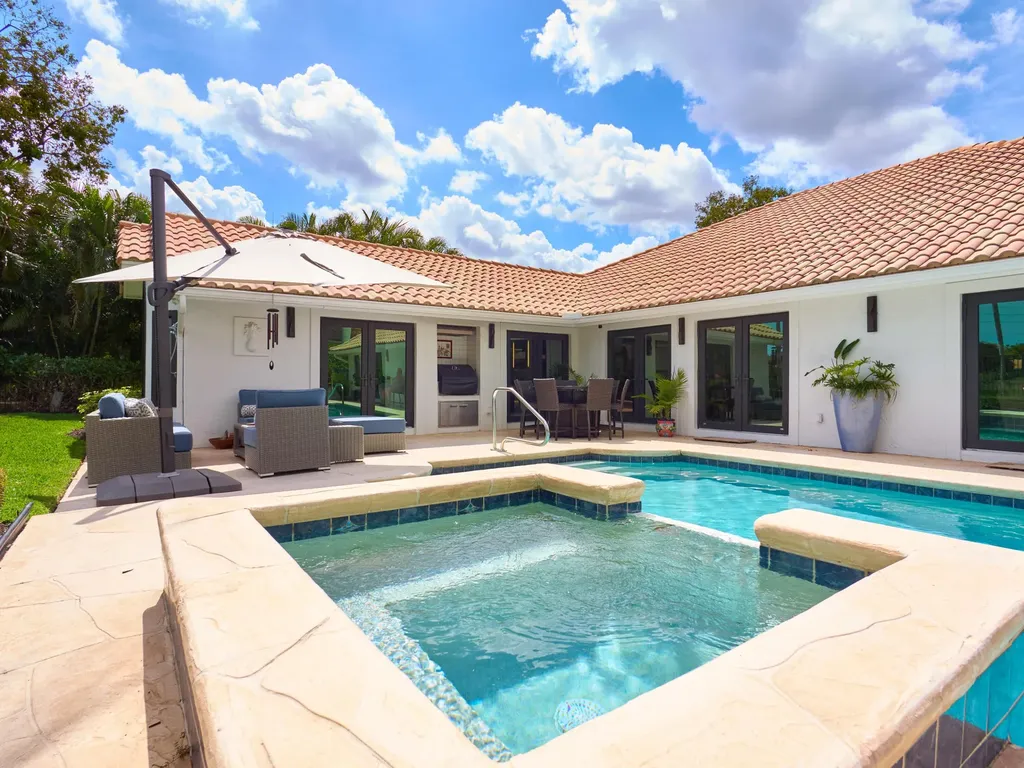 3700 Embassy Drive West Palm Beach FL 33401