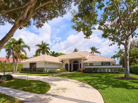 3700 Embassy Drive West Palm Beach FL 33401