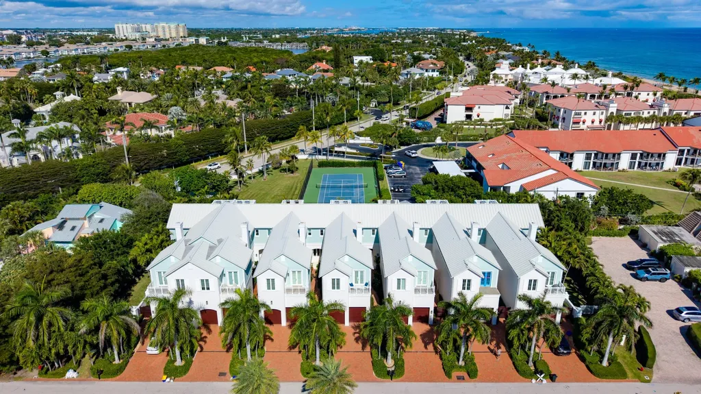 9 Adams Road Ocean Ridge FL 33435