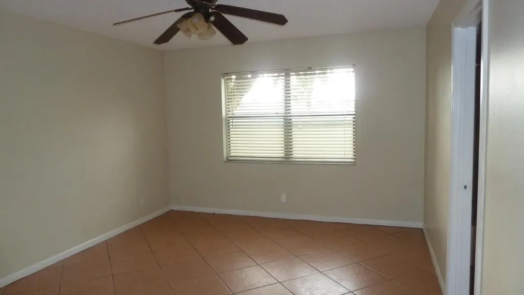 9355 SW 8th Street Boca Raton FL 33428