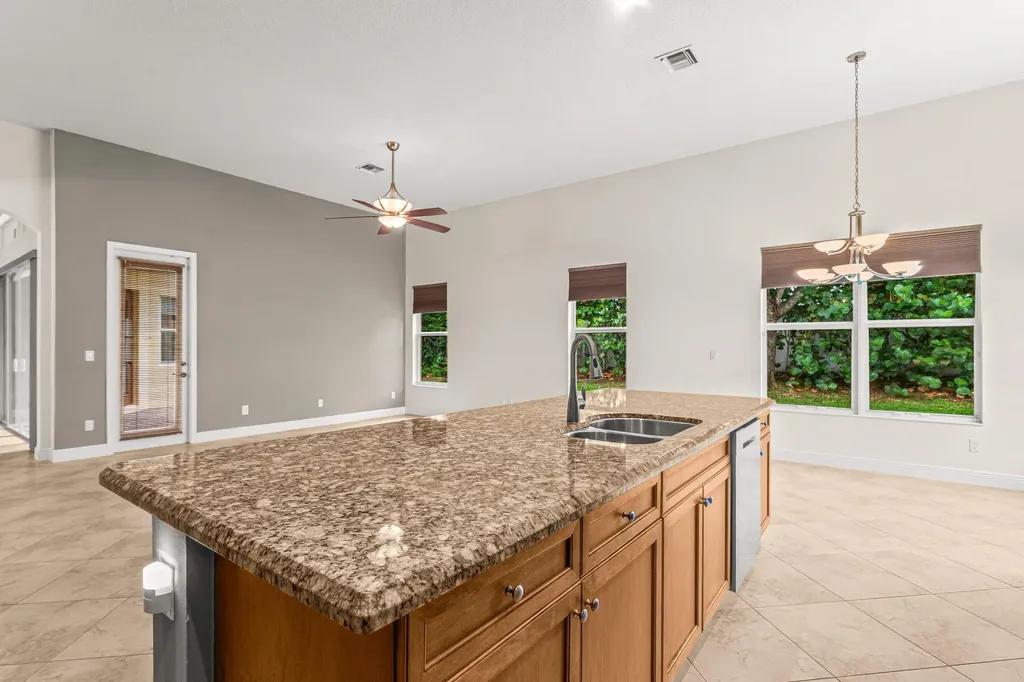 9466 Campi Drive Lake Worth FL 33467