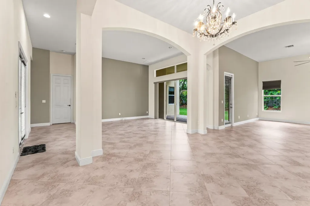9466 Campi Drive Lake Worth FL 33467