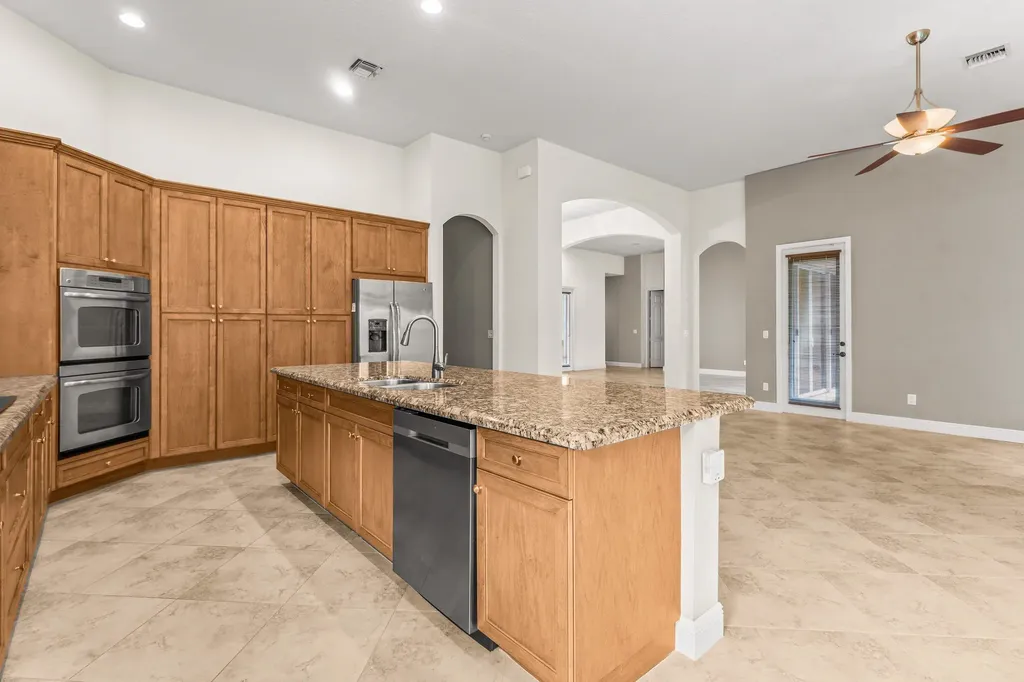9466 Campi Drive Lake Worth FL 33467