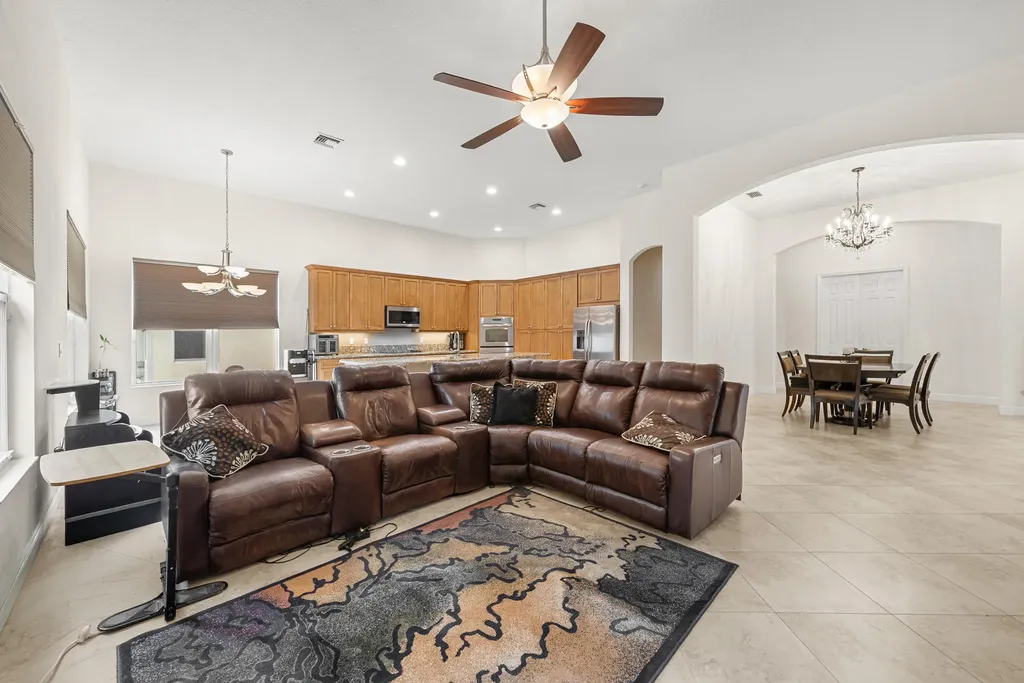 9466 Campi Drive Lake Worth FL 33467