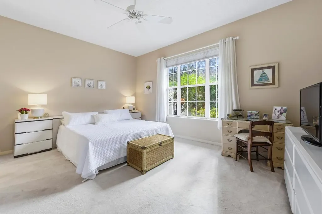 325 Kelsey Park Circle Palm Beach Gardens FL 33410