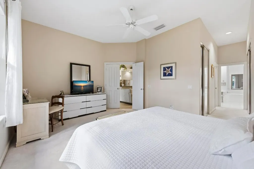 325 Kelsey Park Circle Palm Beach Gardens FL 33410