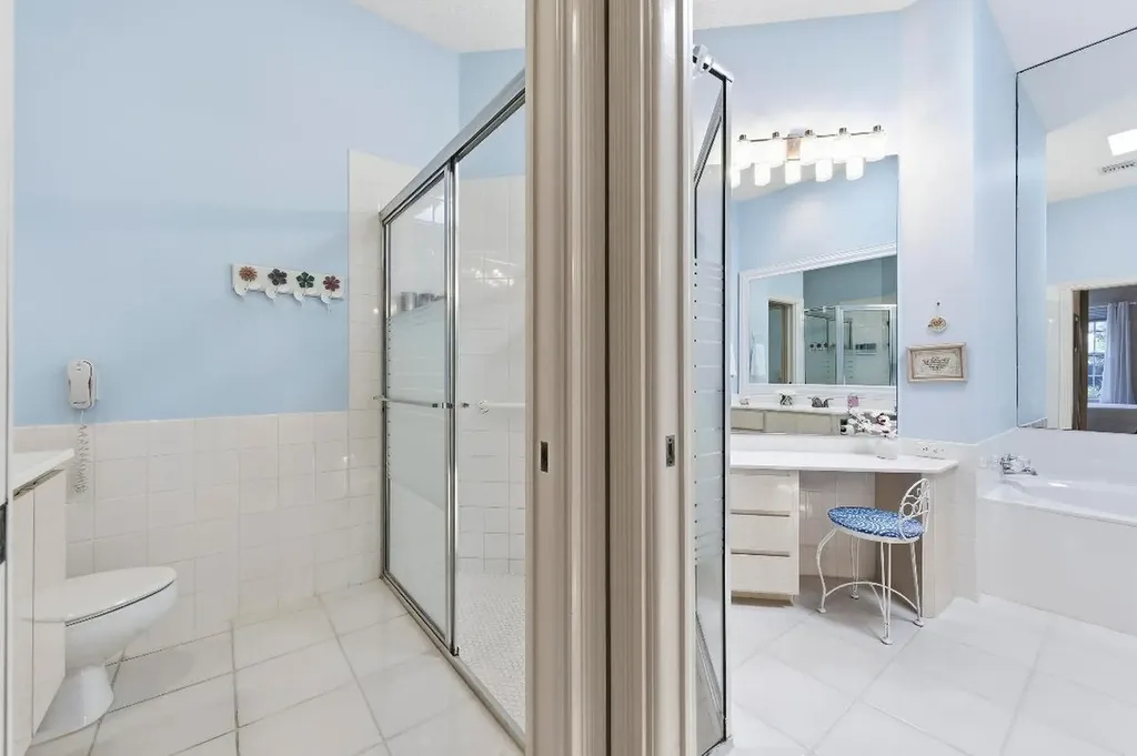 325 Kelsey Park Circle Palm Beach Gardens FL 33410
