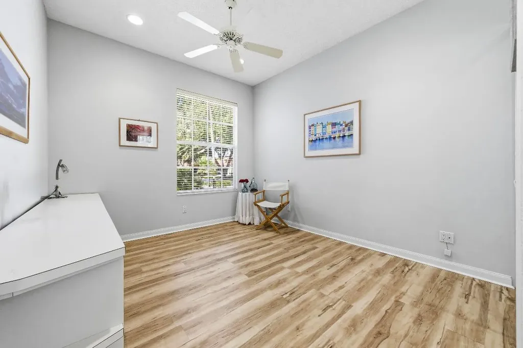 325 Kelsey Park Circle Palm Beach Gardens FL 33410