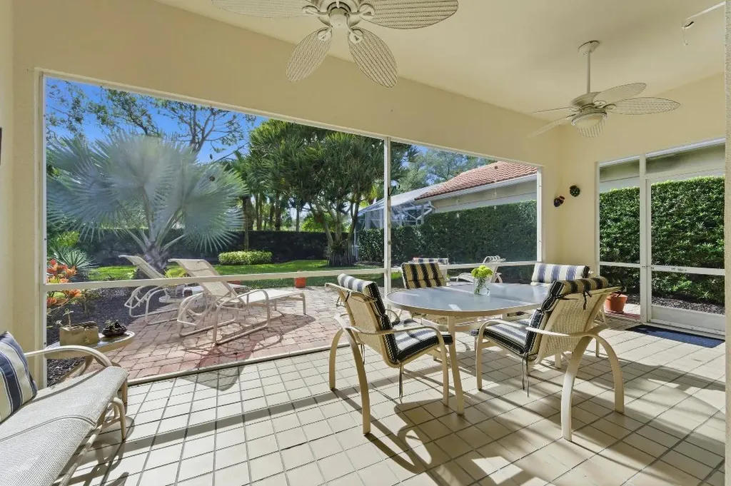 325 Kelsey Park Circle Palm Beach Gardens FL 33410