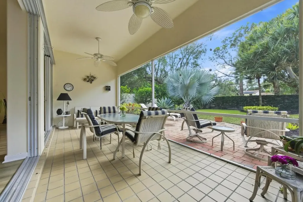 325 Kelsey Park Circle Palm Beach Gardens FL 33410