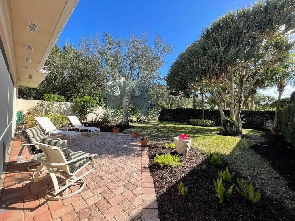 325 Kelsey Park Circle Palm Beach Gardens FL 33410