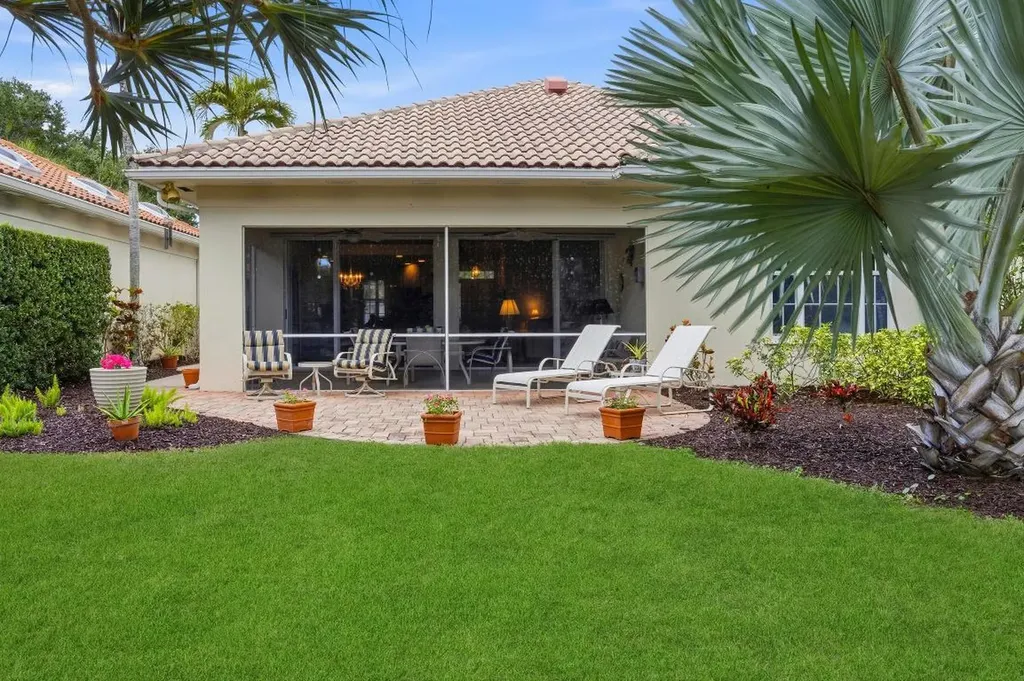 325 Kelsey Park Circle Palm Beach Gardens FL 33410