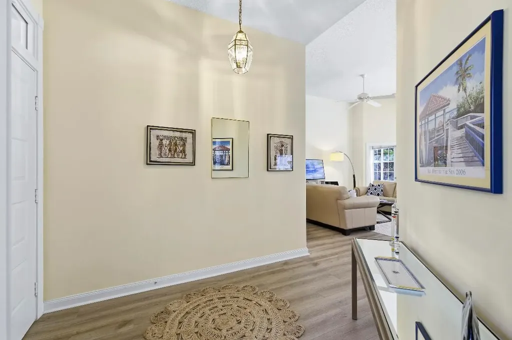 325 Kelsey Park Circle Palm Beach Gardens FL 33410