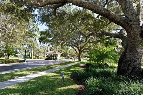 325 Kelsey Park Circle Palm Beach Gardens FL 33410