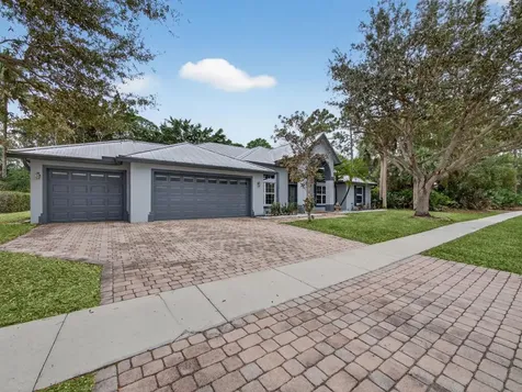 8895 SW Fishermans Wharf Drive Stuart FL 34997