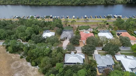 8895 SW Fishermans Wharf Drive Stuart FL 34997