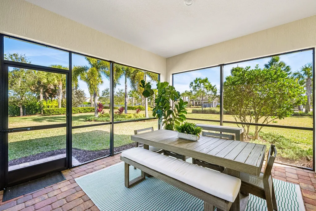 9198 Balsamo Drive Palm Beach Gardens FL 33412