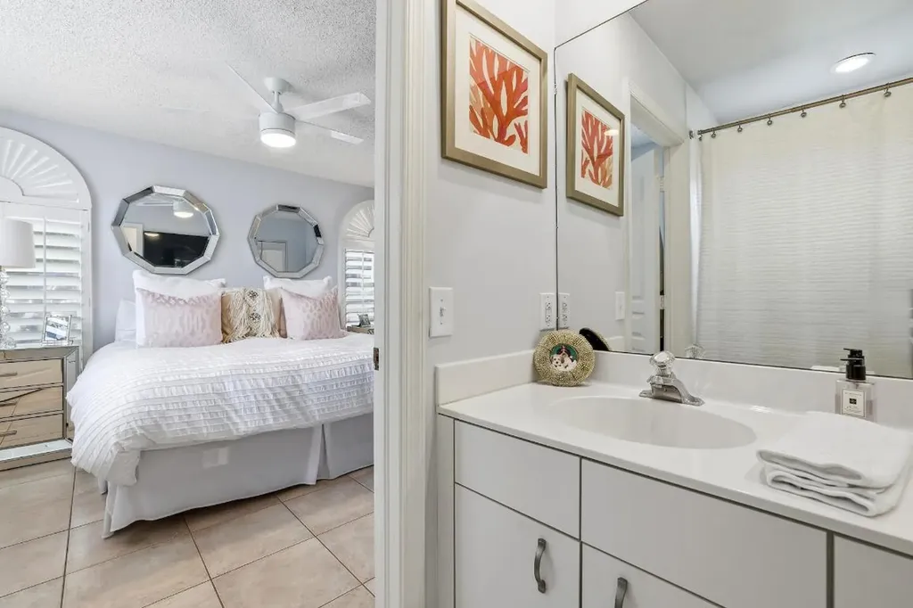 2049 SE 6th Street Deerfield Beach FL 33441