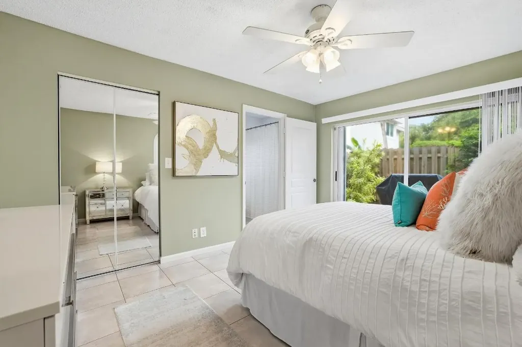 2049 SE 6th Street Deerfield Beach FL 33441