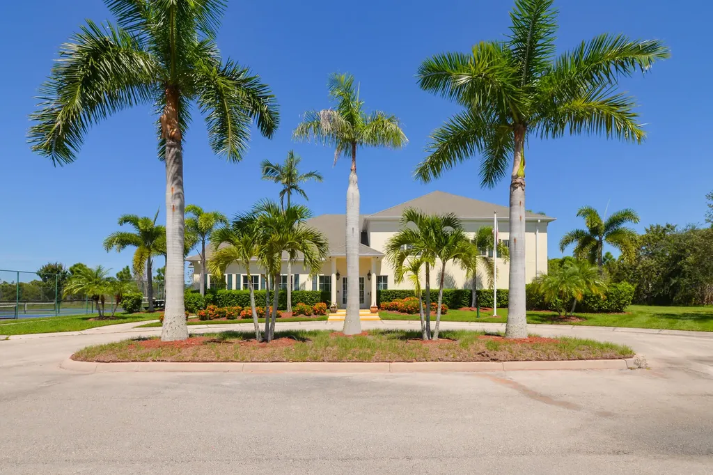 3225 Scarlet Tanager Court Port St Lucie FL 34952
