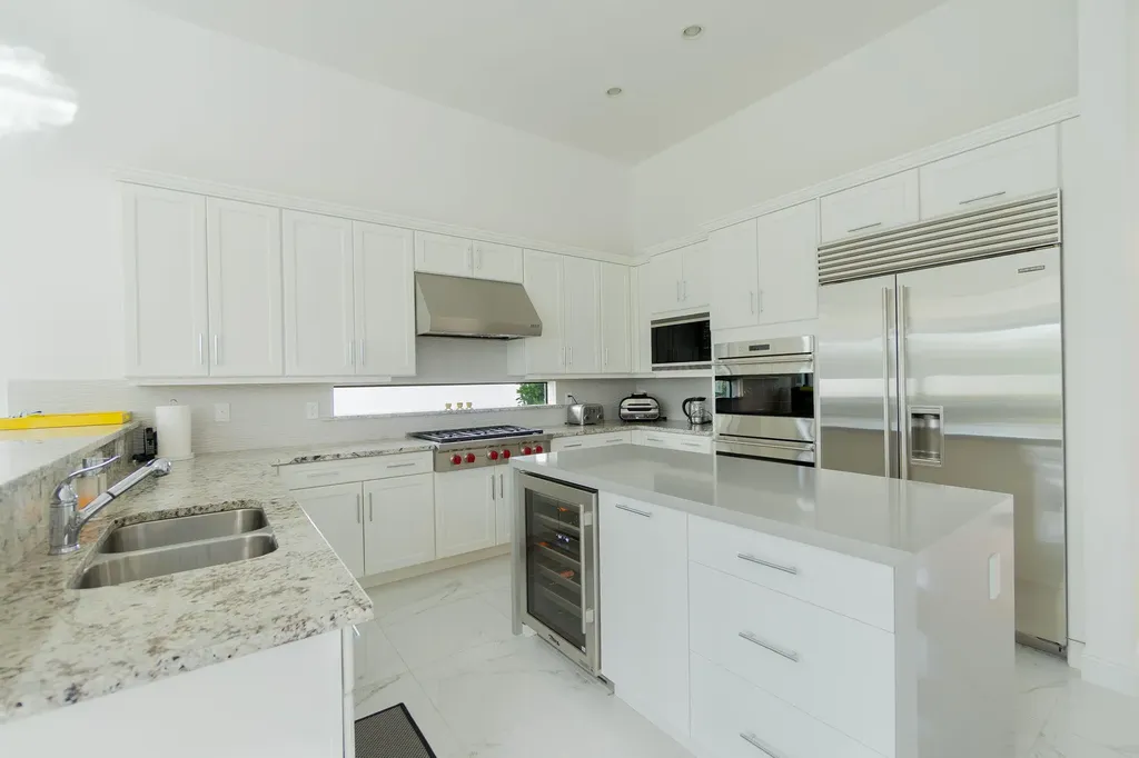 6950 NW 27th Avenue Boca Raton FL 33496