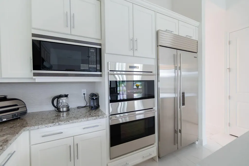 6950 NW 27th Avenue Boca Raton FL 33496