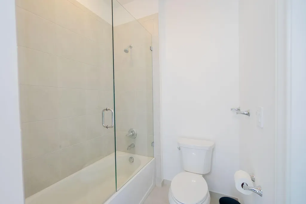 6950 NW 27th Avenue Boca Raton FL 33496