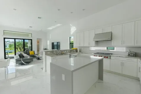 6950 NW 27th Avenue Boca Raton FL 33496