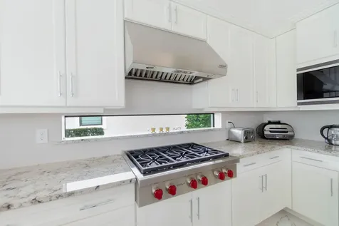6950 NW 27th Avenue Boca Raton FL 33496