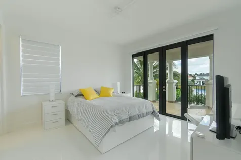 6950 NW 27th Avenue Boca Raton FL 33496