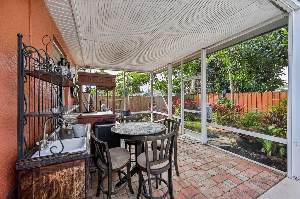 3044 SW Savona Boulevard Port St Lucie FL 34953