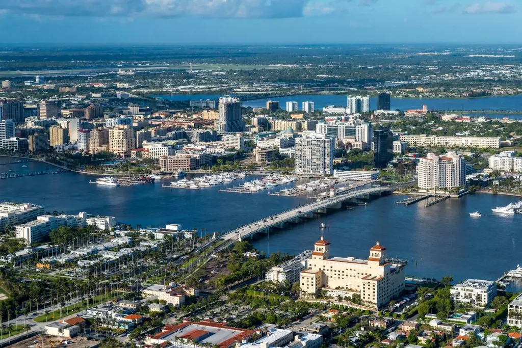 170 N Ocean Boulevard Palm Beach FL 33480