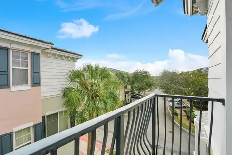560 NW 39th Circle Boca Raton FL 33431