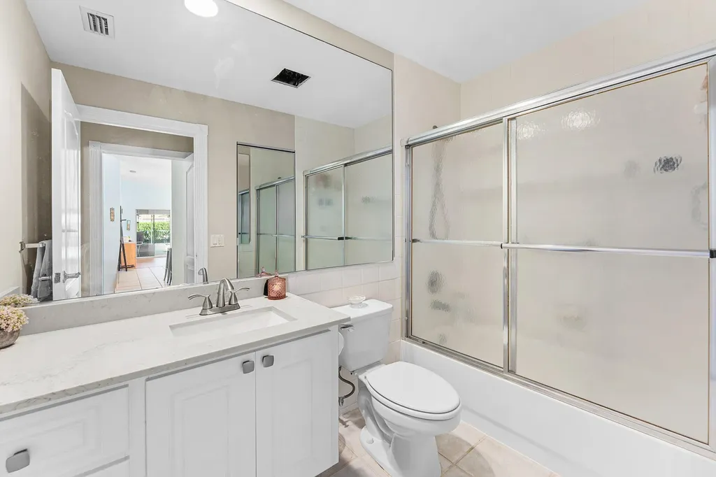 2841 Livingston Lane West Palm Beach FL 33411