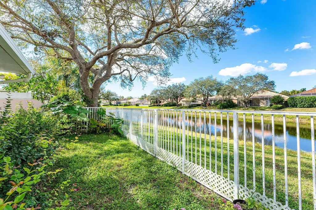 2841 Livingston Lane West Palm Beach FL 33411